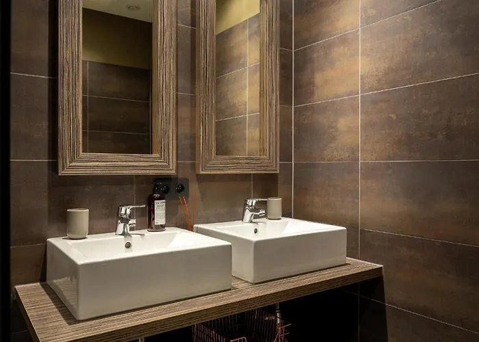 Appartement For Four Flat