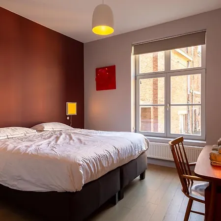 For Four Flat * גנט