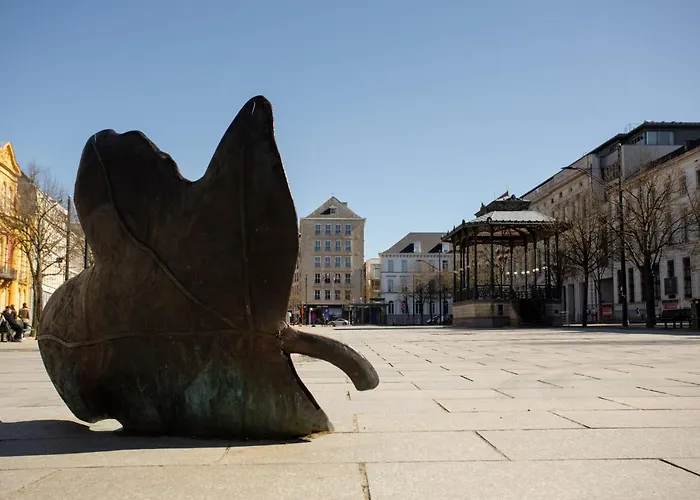 For Four Flat * Gandawa