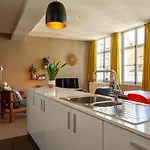 For Four Flat
